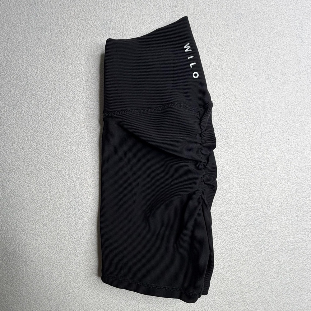 💫NWT•WILO The Label Scrunch Bum Short•Black - Picture 3 of 7